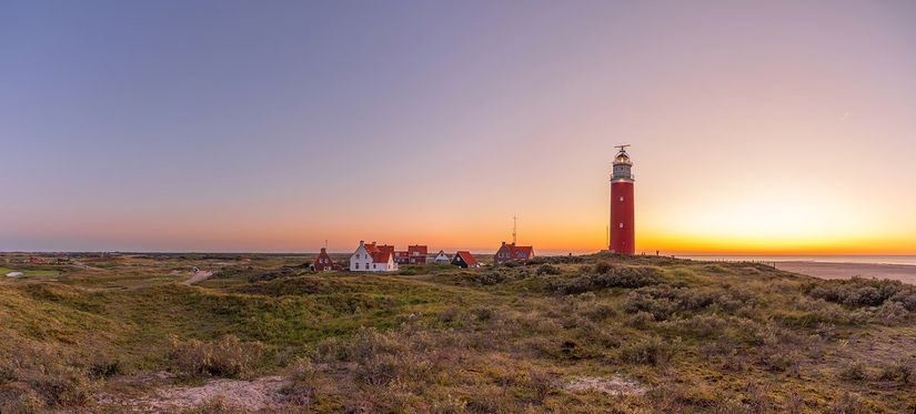 Vuurtoren zonsondergang panorama 01