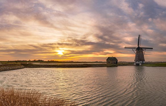 molen sunset pano