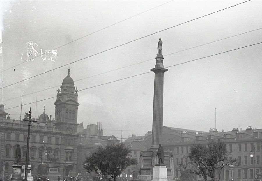 Glasgow: St George's Square, a photograph by John Swailes.