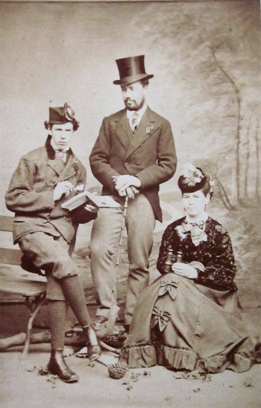 A CDV photograph by J Humphrey, 123 King Street, Kilmarnock.