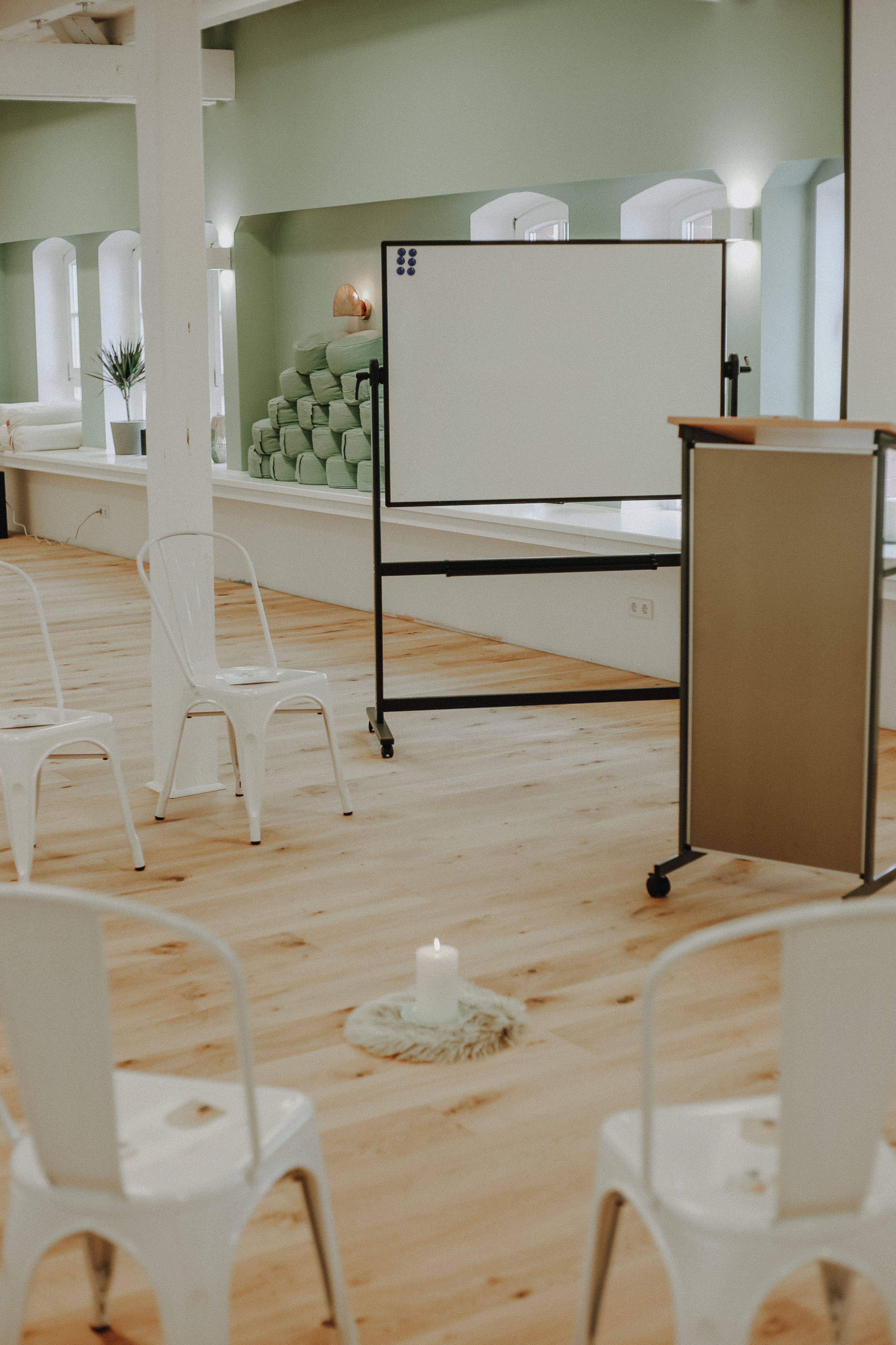 Flexible Raumvermietung: Yoga, Aerial Arts, Workshops Paderborn