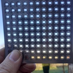 Små huller i 0,5mm messing
