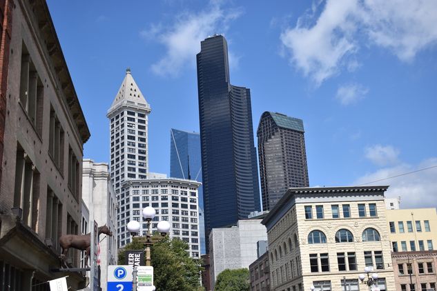 Der Smith Tower (erster Wolkenkratzer in Seattle)
