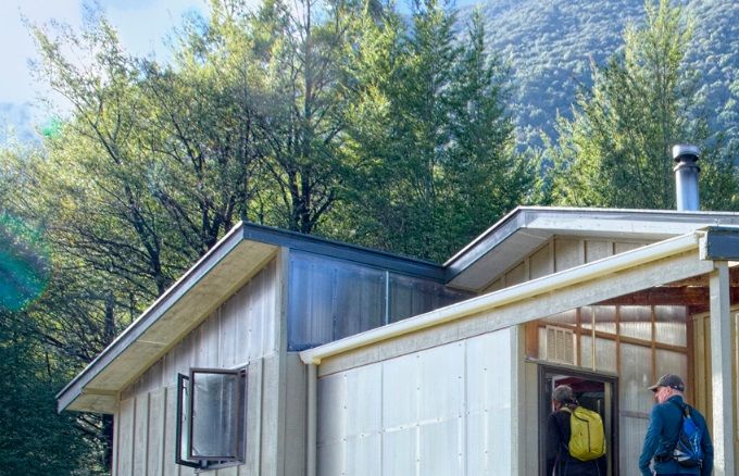 Lakehead Hut