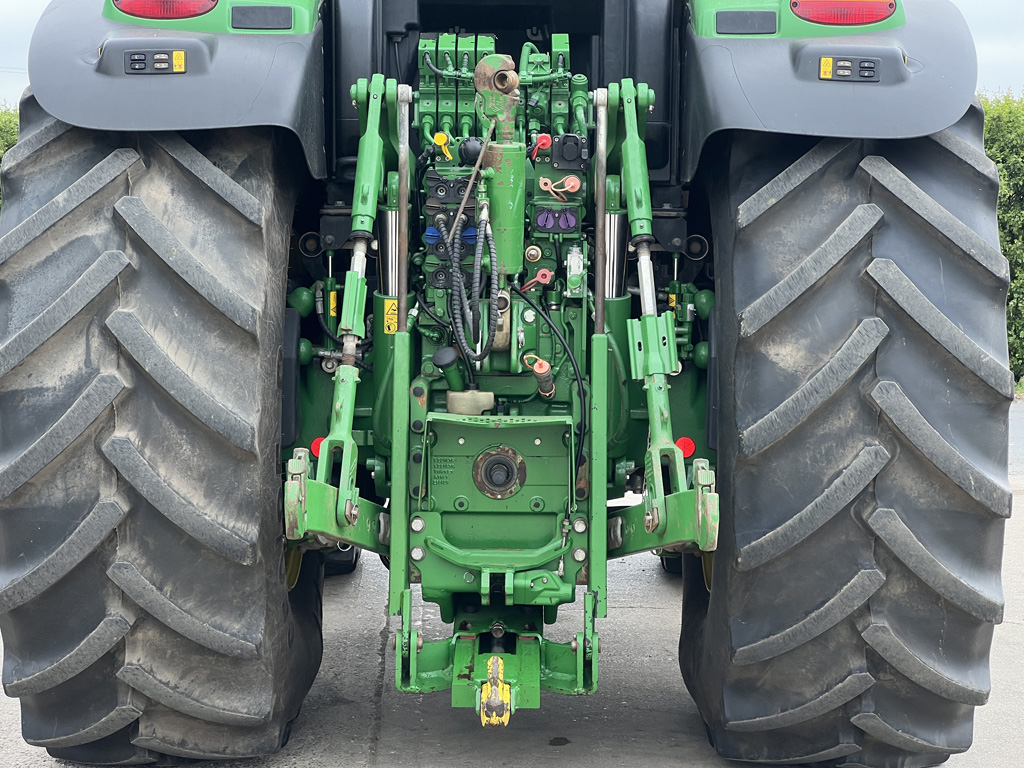 JD 6250R D (22)