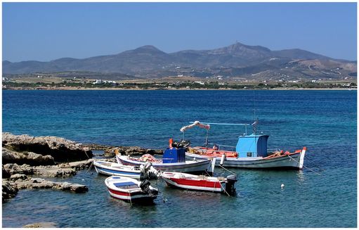 Paros