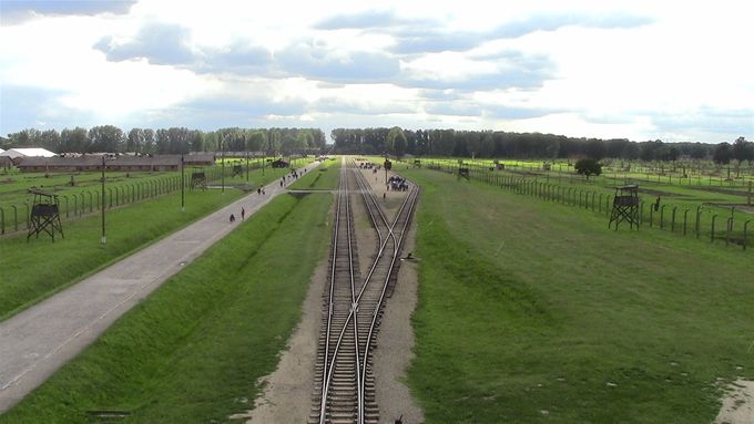 Auschwitz - the end of the line. The selection area is at the end, with gas chambers and incinerators either side.