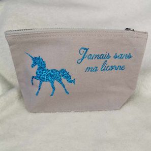 Pochette "licorne" 13€