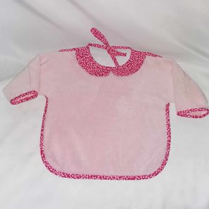 Serviette "rose et branches" à manches 24-36 mois 14€