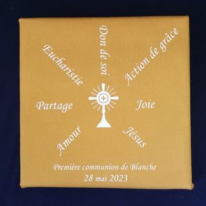 Toile "première communion" personnalisée jaune 15 €