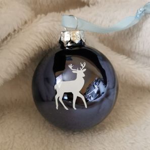 Boule en verre décorée 3.5€