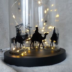 Cloche en verre / noir 34€