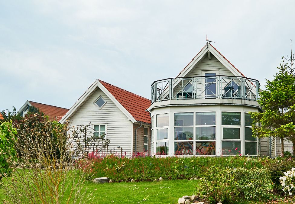 Et smukt hus i et smukt område - 2 stenkast fra sydkysten.