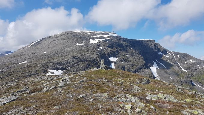 På Husnakkhornet med utsikt mot Auskjeret