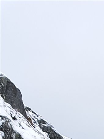 Her er jeg på veien opp Gjøna. Selv med litt snø (ikke is) var det rimelig greit å komme seg opp