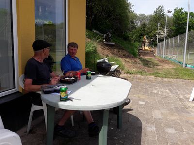 Frank og Claus ta'r en lille pause.