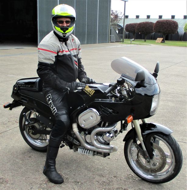 The first Buell on site, Kev Meanwell on his newly acquired 1991 RS1200-5 Westwind. Kev collected this machine on the 12th August. It was a great surprise when he arrived at LAHC on a real piece of Buell history.   