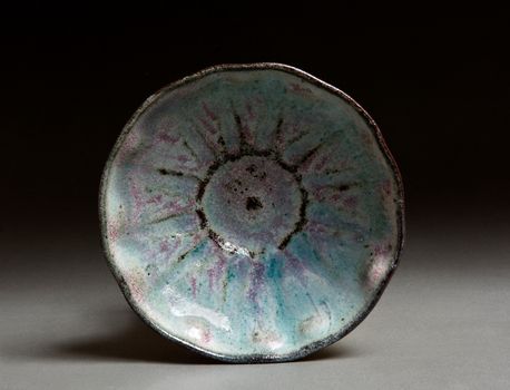 #3.15 Fad m bølget kant.  H 4.5cm D 15.5cm