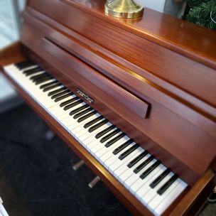 Zender Compact upright piano for sale