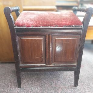 PIANOLA STOOL