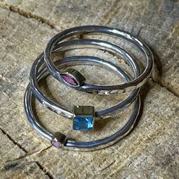 Ring R.15