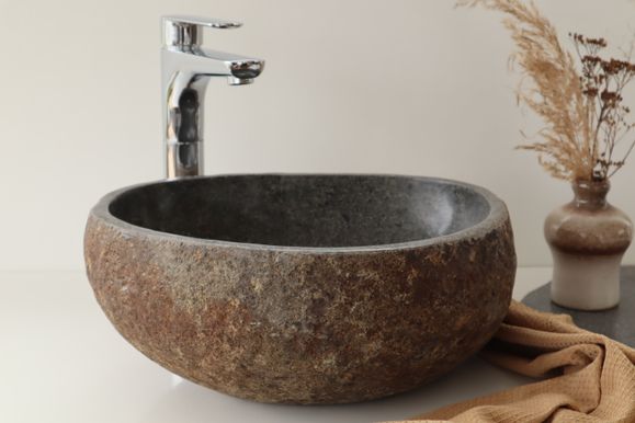 lerkil_1_handfat_natursten_granit_tvattstall_stenhandfat_riverstone_un