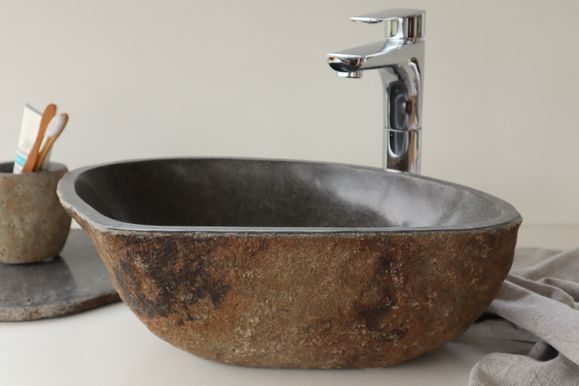 lindome_2_handfat_natursten_granit_tvattstall_stenhandfat_riverstone_u
