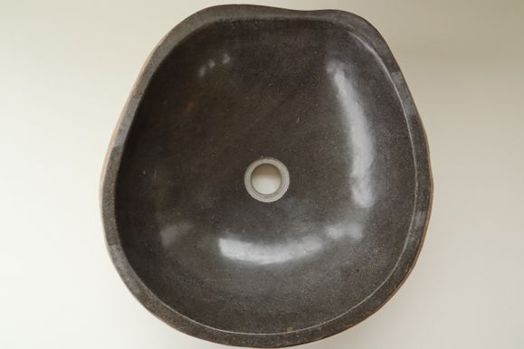 morup_1_handfat_natursten_granit_tvattstall_stenhandfat_riverstone_uni