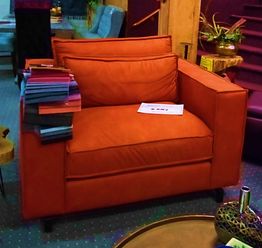 Kingston CHAIR___serialized1