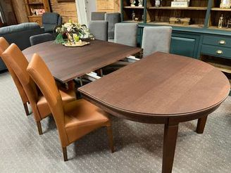 Luc dining table 3