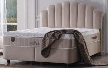 PYRAMID BEIGE VELVET BETT SET