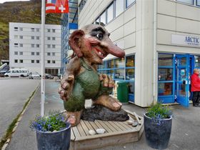 Reklam för souvenirbutiken intill ?