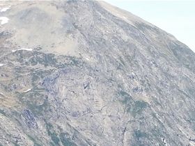Åndalsnes skymtar långt bort
