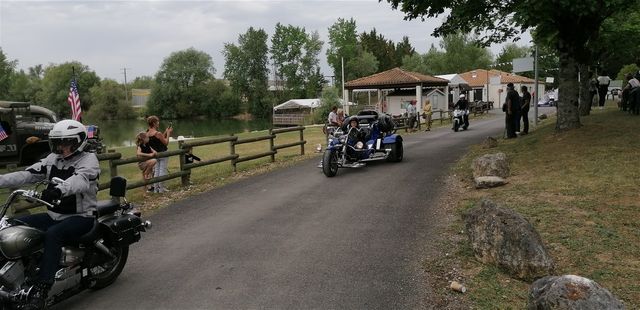 Arrivée des motards