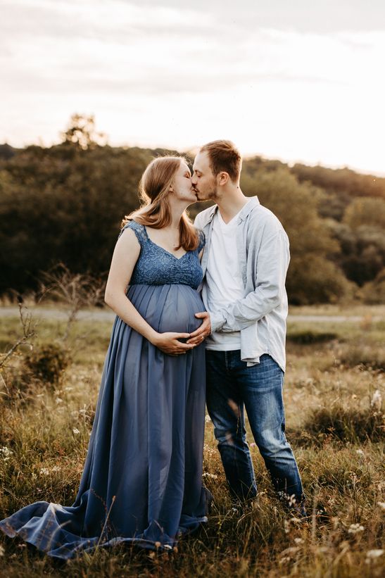Familinfotografgießen- Babybauchshootingwetzlar-schwangerschaftsbilder