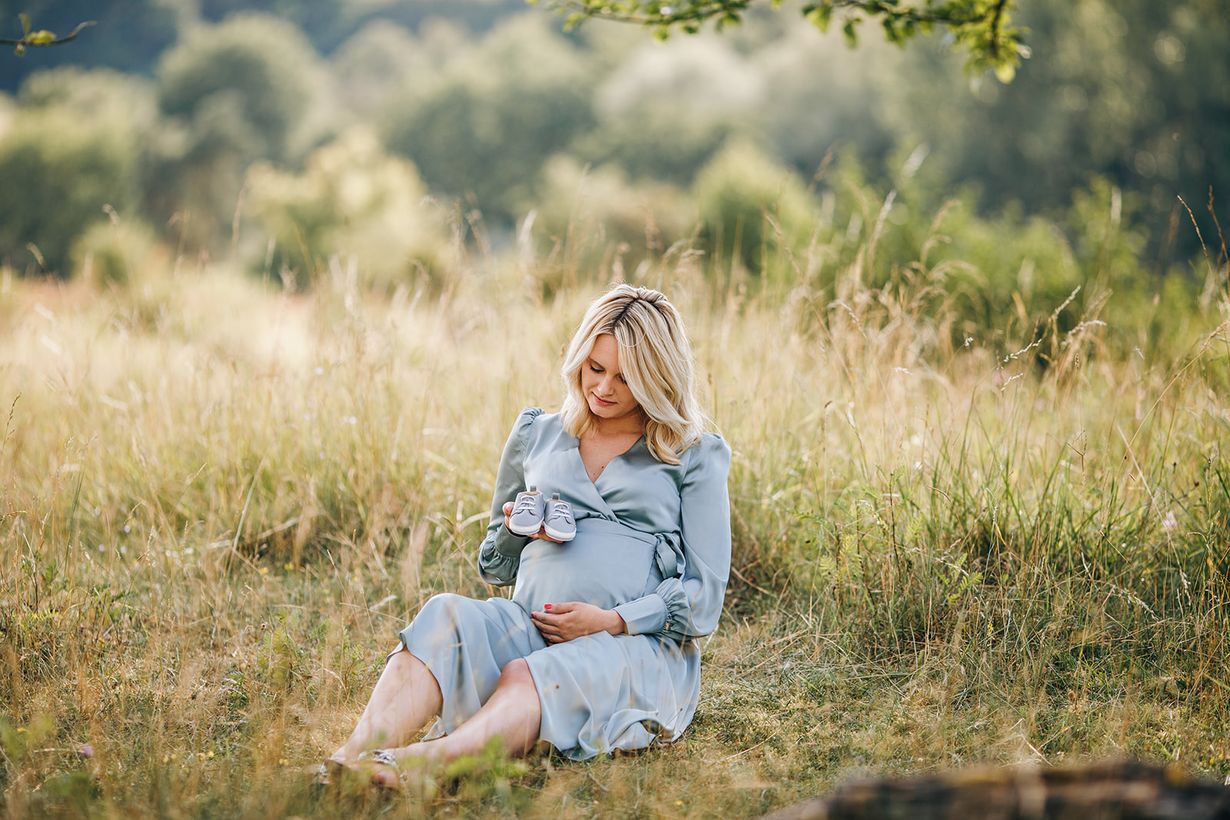 Fotograf wetzlar-schwangerschaftsfotograf-babybauchshootingwetzlar-sch