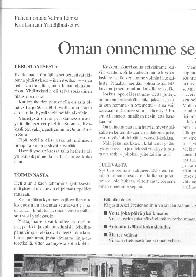 Kuusamon Yrittäjien ja Koillismaan Yrittäjien puheenjohtajana sain vuonna 1995 paljon pienyrittäjiltä yhteydenottoja koskien sen hetkistä rahamaailman tilannetta, jossa pankit sälyttivät valtion ja kuntien toimenpiteiden myötävaikutuksella pankkien epäonnistuneet liiketoimet pienyrittäjien ja yksityishenkilöiden eli takaajien maksettavaksi. Tunsin itseni kovin pieneksi, kun valtio siunasi rahansiirrot pankeille, ja pankit jopa kahteen kertaan rahastivat samoja lainoja. Valtio korvasi luottotappioina ja tulevia kymmeniä vuosia pankit vielä perivat samoja lainoja takaajilta väsyneiden tai itsemurhan tehneiden yrittäjien jälkeen. Vasta nyt arkistolaatikoita penkoessa voin katsoa objektiivisesti silloisia päätöksiä. Silloin olimme keskeisellä paikalla Koillis- ja Data-Infossa, johon saimme monien yrittäjien epätoivoisia kysymyksiä. Tunnen tarkasti noiden vuosikymmenien kauhistuttavat tapahtumat, dokumentteineen, sillä jouduinmme itse maksamaan miljoonavelat veljien jouduttua uhreiksi. Pökerryttävä kokonaisuus on nyt jäsentynyt objektiiviseksi kirjaksi, ehkä varoitukseksi tuleville sukupolville. Monet uhrit tekivät itsemurkia ja useat sairastuivat ja menettivät toimintakykynsä. Puheenjohtajana ja itse suuria summia maksaneena ja ennenkaikkea yrittäjäjärjestön kautta monia tarinoita läpikäyneenä tiedän ruohonjuuritason tapahtumat. Jouduimme oman onnemme sepiksi, vaikka yhtieskunnan olisi pitänyt juuri tuolloin olla tukemassa !
