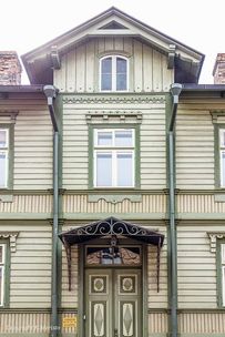 Peasissepääs Luise tänava poolt