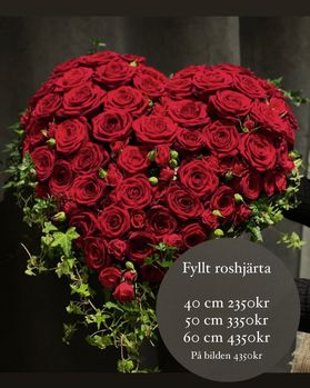 fyllt välvt begravningshjärta rosor