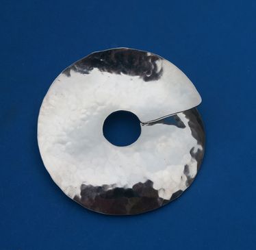Sølvbroche
