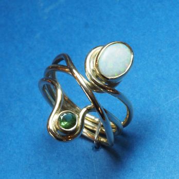 14 karat m. opal og Tzavorit