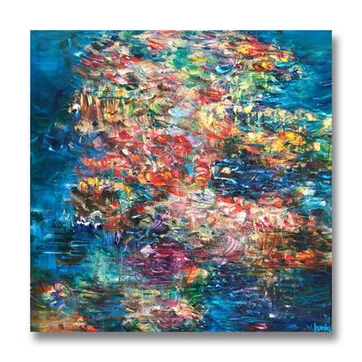 The dance of the coral and the glistening