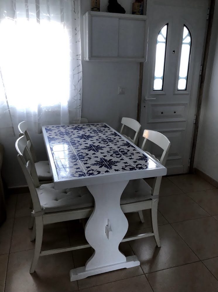 Diner table