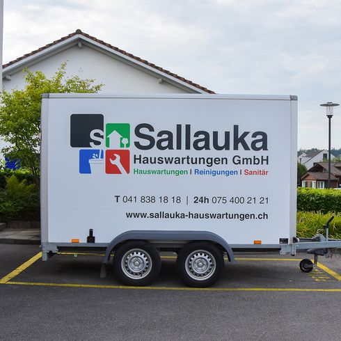 Anhängerbeschriftung Zug Zürich Lucerne Schweiz