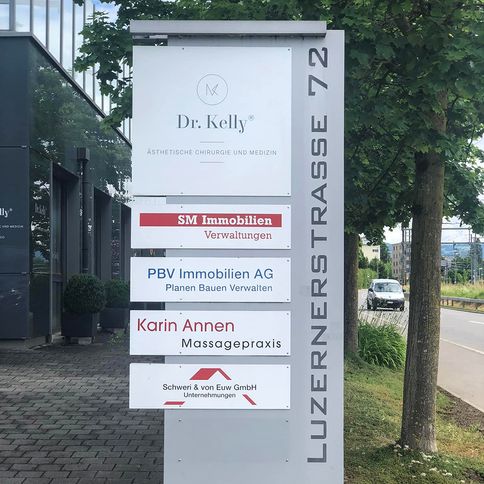 Folienplott Folienschnitt Folienbeschriftung Aufkleberdruck Aufkleber 