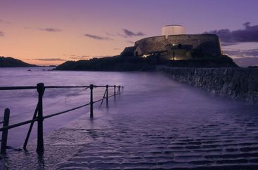 GSY 031 - The Cup and Saucer (Fort Grey) 01, Guersney purple sunset - 