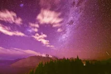 MC 19 008 - night sky Queenstown - a-night-sky-with-a-purple-and-purpl