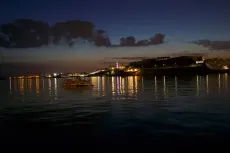 MC 19 022 - Plymouth hoe by night - a-boat-is-in-the-water-at-night