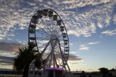 MC 19 034 - Big wheel Exmouth seafront - a-ferris-wheel-is-in-the-midd