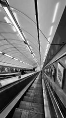 MC 25 459 - London
